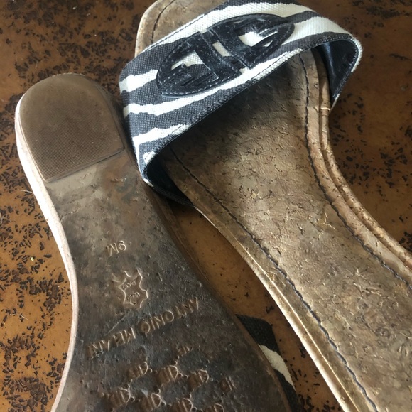 Antonio Melani zebra print canvas slides 9M - Picture 3 of 5